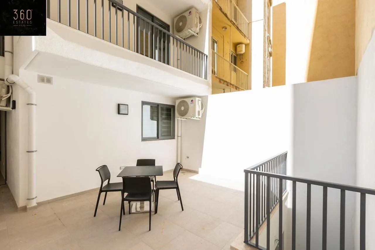 Apartment Beautiful, Cozy Apt Just Off The Promenade & Wifi By 360 Estates Sliema